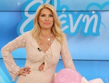 Σάρωσε η Ελένη Μενεγάκη στο Instagram- Χιλιάδες likes μέσα σε λίγα λεπτά για μία σέλφι